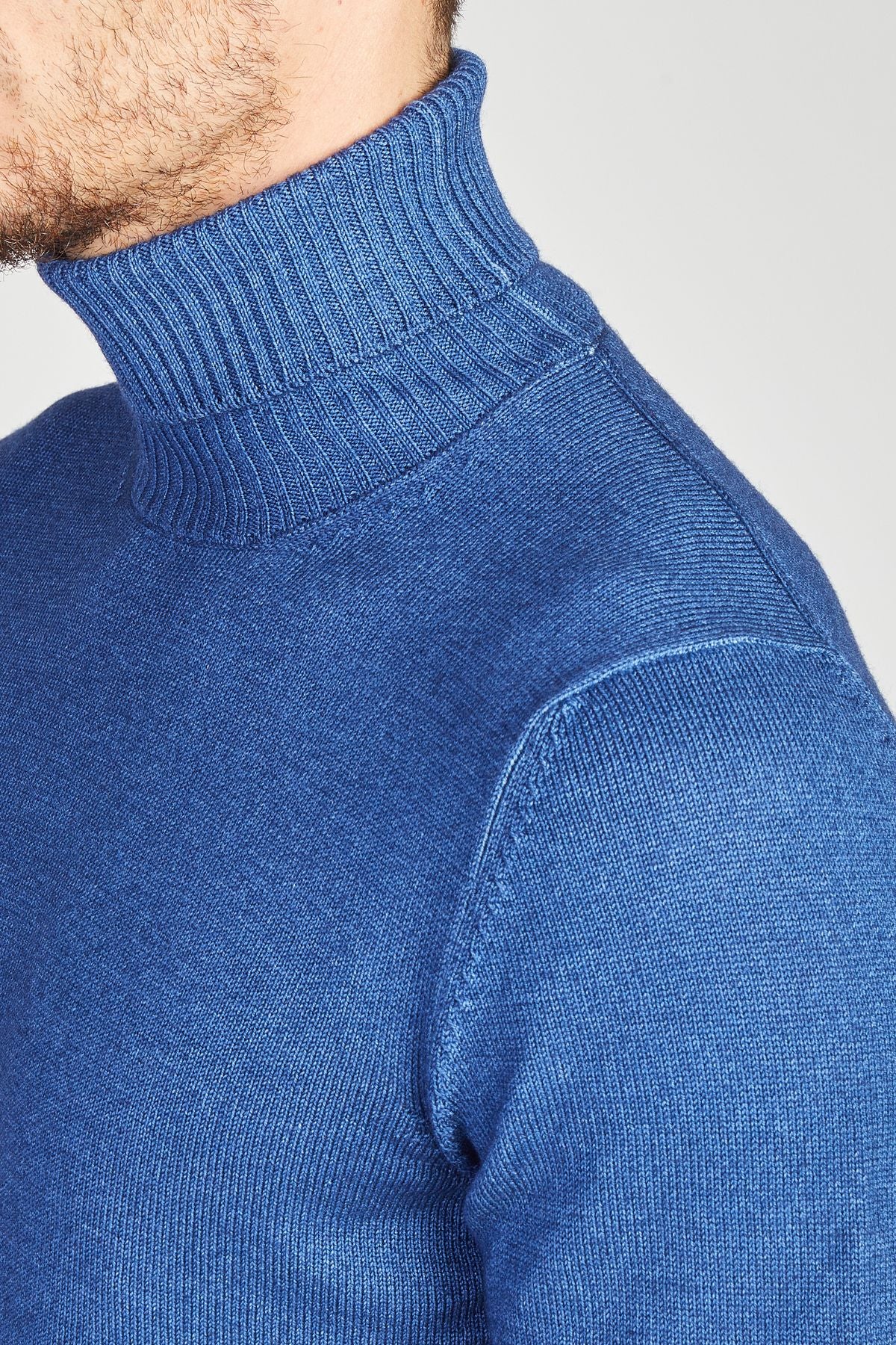 Maglia collo alto